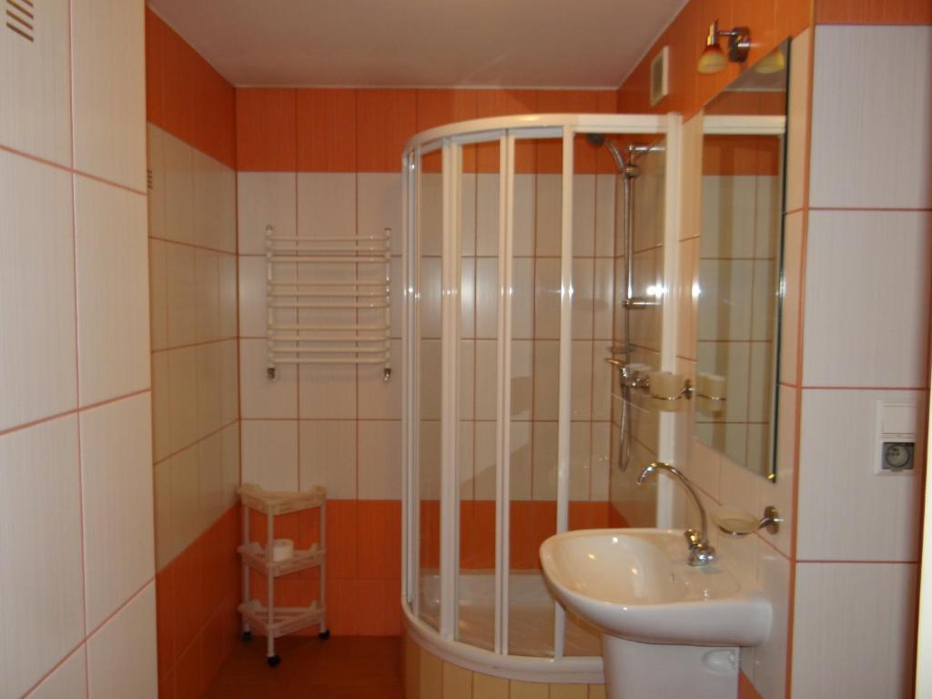 Hotel Restauracja Kinga Kattowitz Zimmer foto