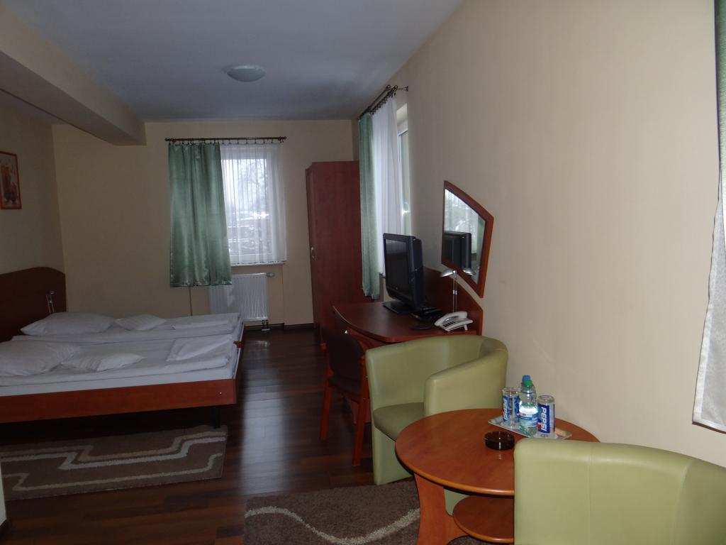 Hotel Restauracja Kinga Kattowitz Zimmer foto